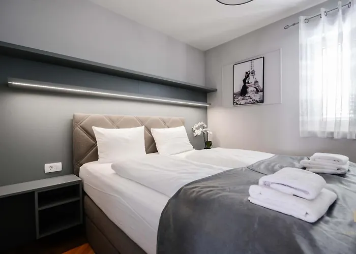 Maris With Sea View Apartmán