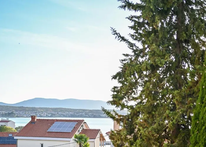 Maris With Sea View Apartmán *