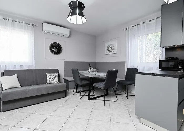 Maris With Sea View Apartmán Malinska